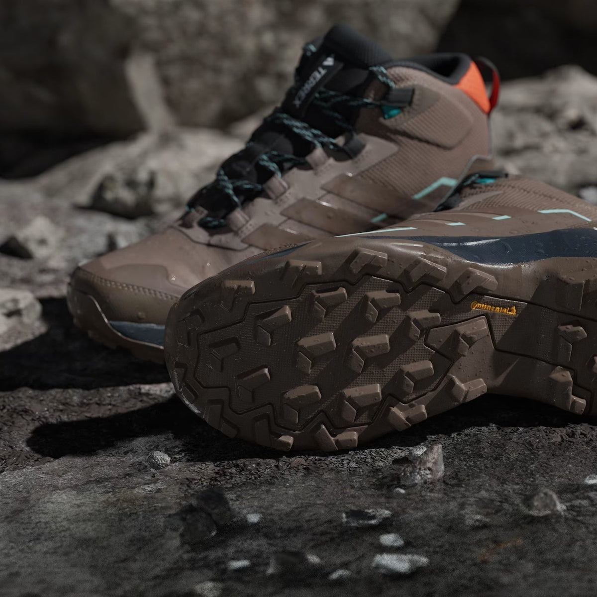 Adidas Terrex Women's Skychaser AX5 MID GTX Hiking Boots